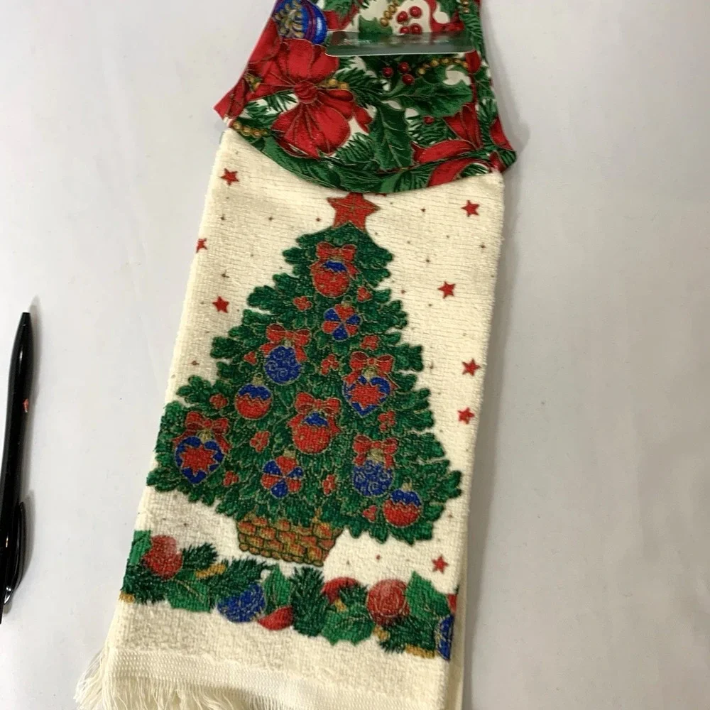 Cannon Christmas Handtowels Vintage Holiday USA made Red Green Set of 3-1 is NEW